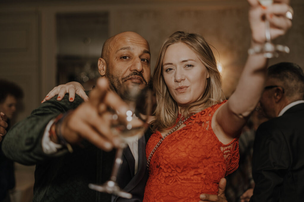 2665 bi oz hochzeit 122023 4R28888 2